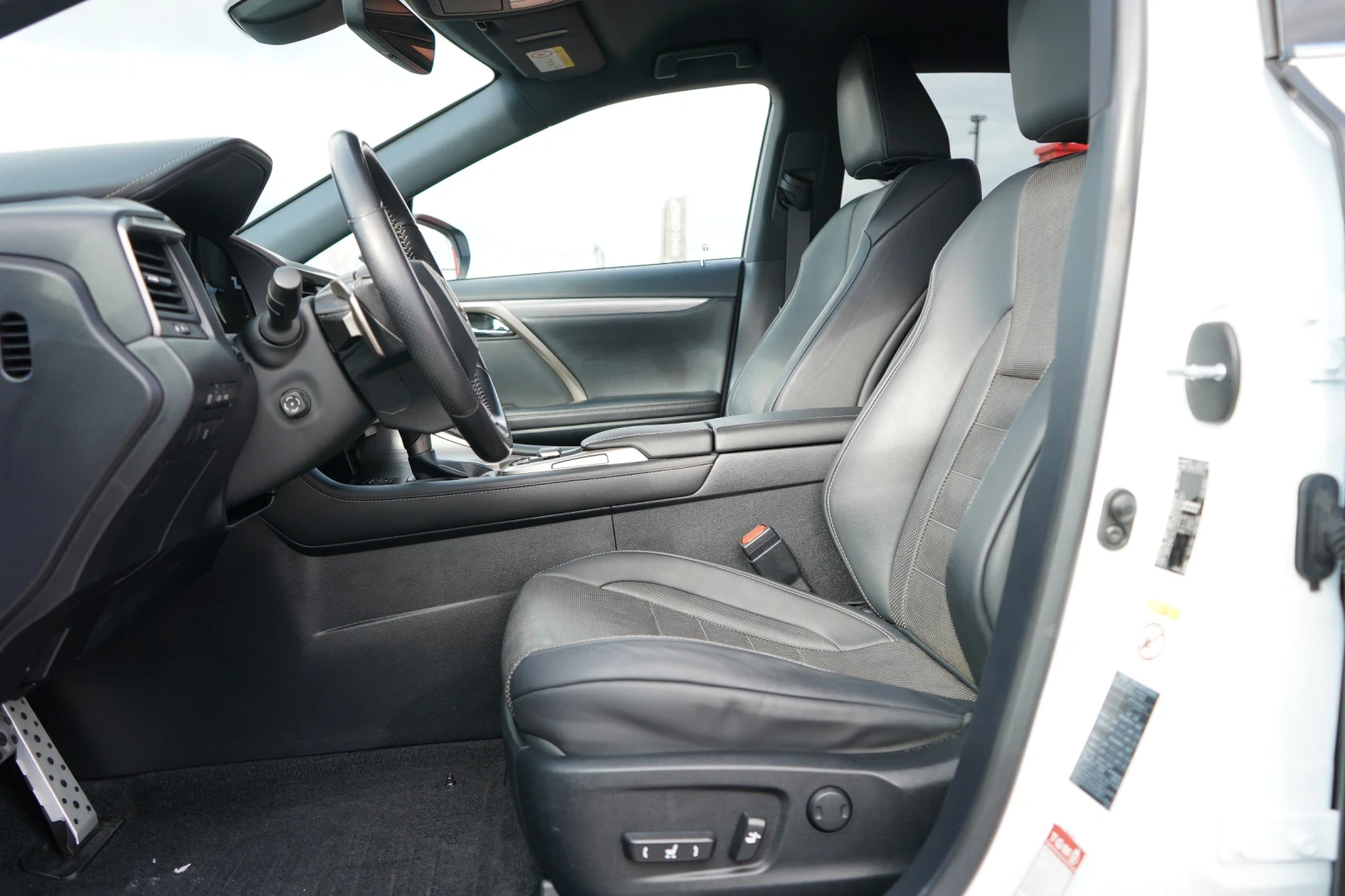 Lexus RX 450h F SPORT* DISTR* 360 CAM* KEYLESS* HUD* MARK LEVINS - изображение 8