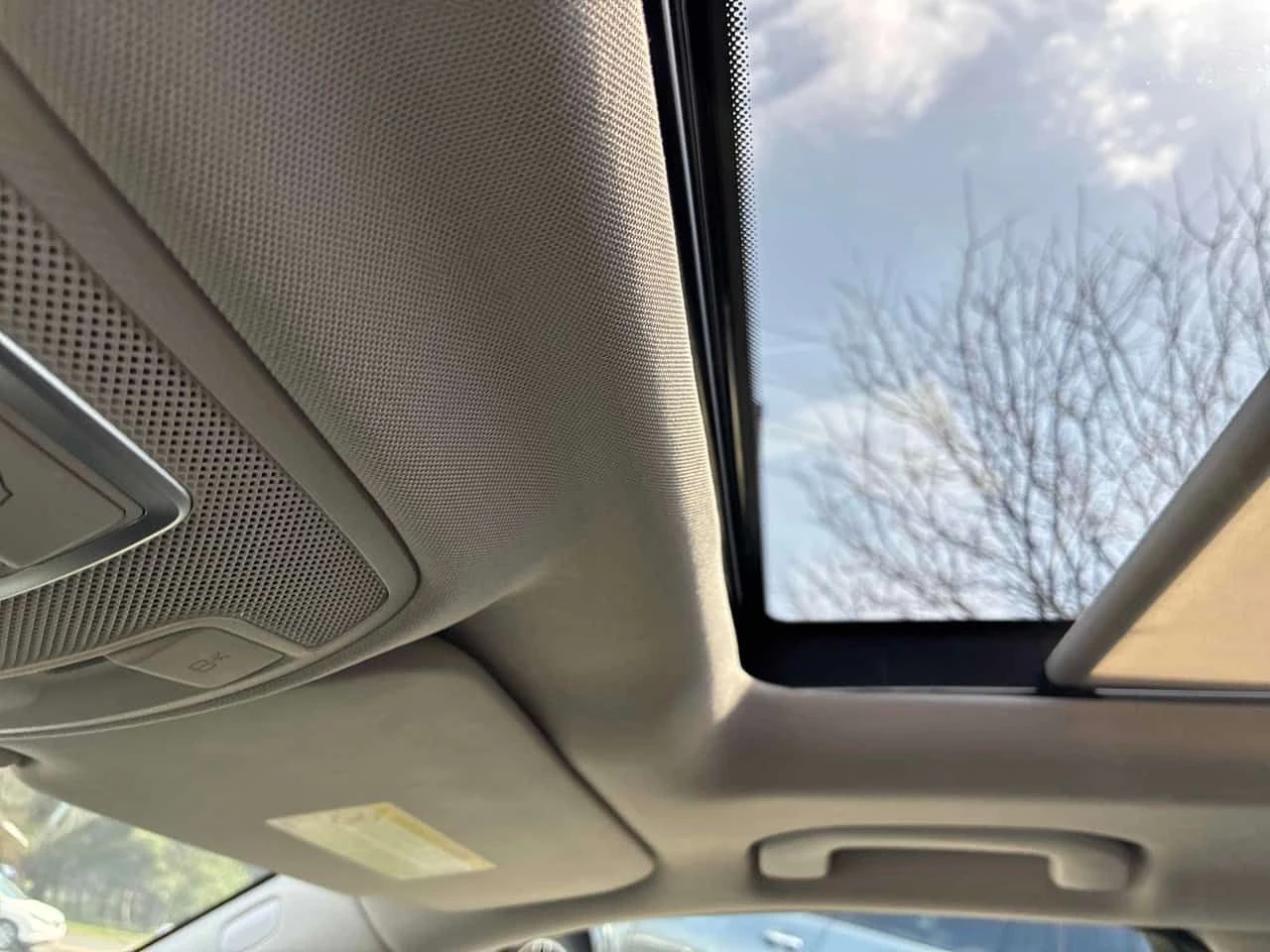 Mercedes-Benz GLE 350 d * CARFAX * 360 КАМЕРИ * ПАНО, снимка 14 - Автомобили и джипове - 54307696