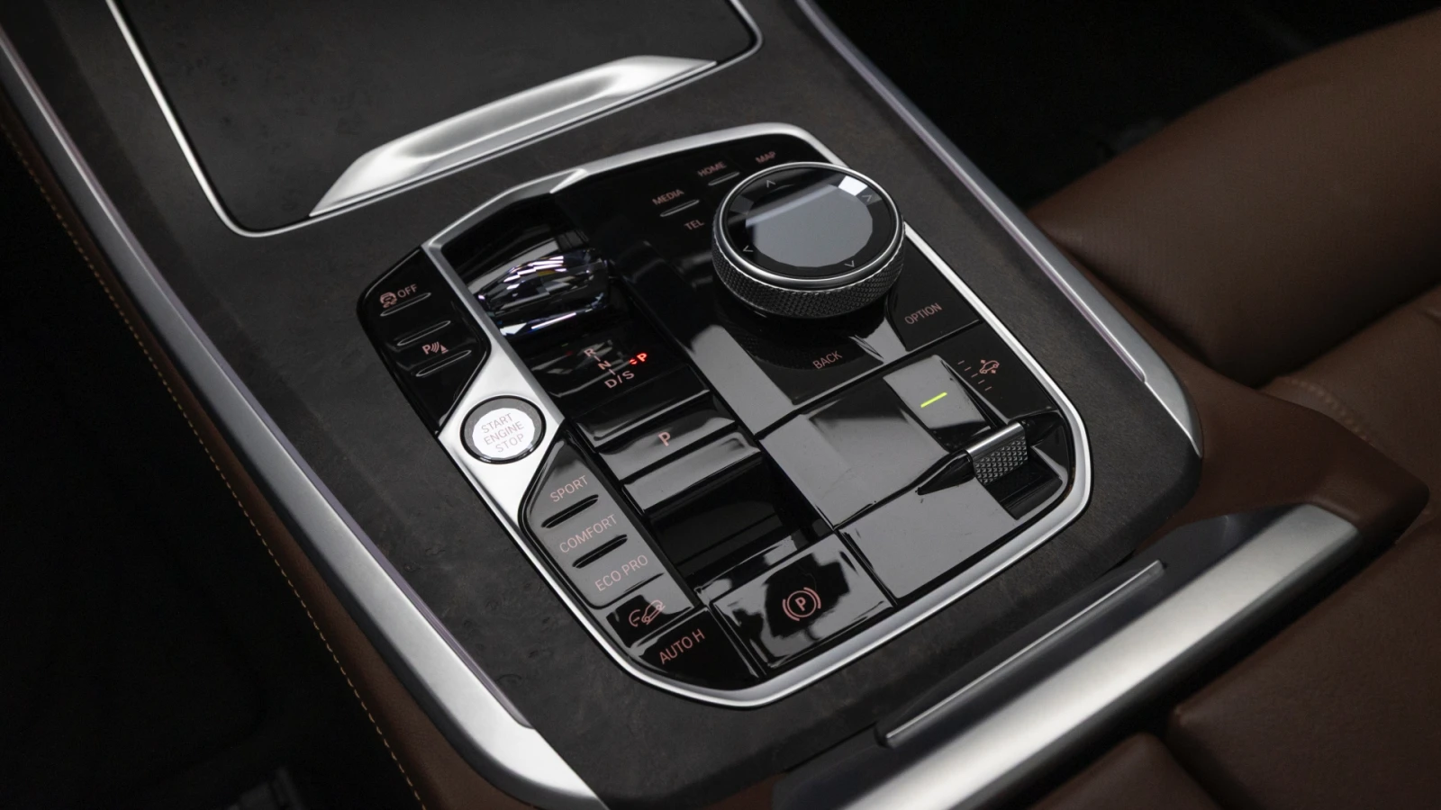 BMW X5 XDRIVE40I| LASER| DISTRONIC| HUD| ПАНО, снимка 10 - Автомобили и джипове - 54440801