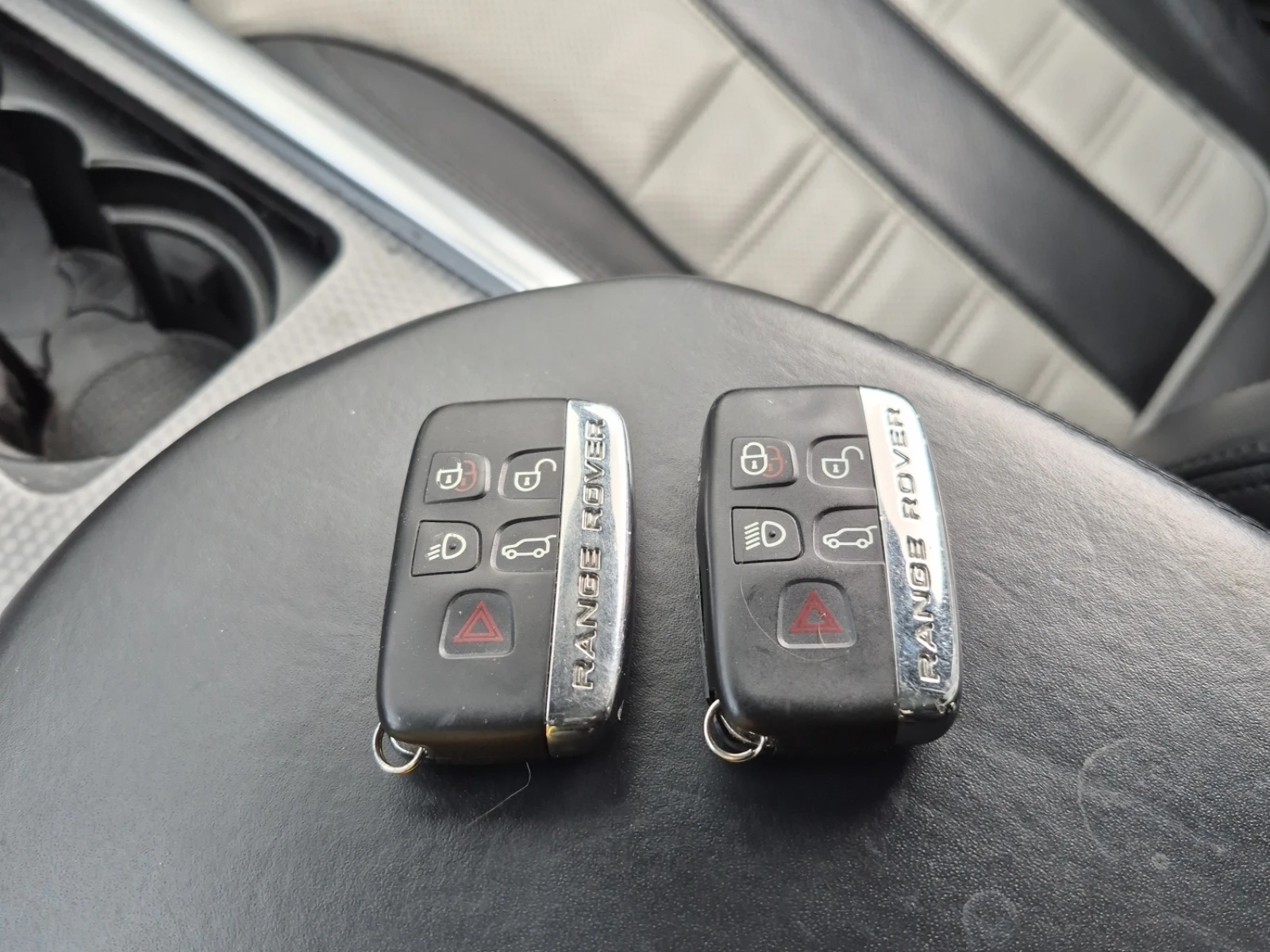 Land Rover Range Rover Sport SVR, снимка 13 - Автомобили и джипове - 54967240