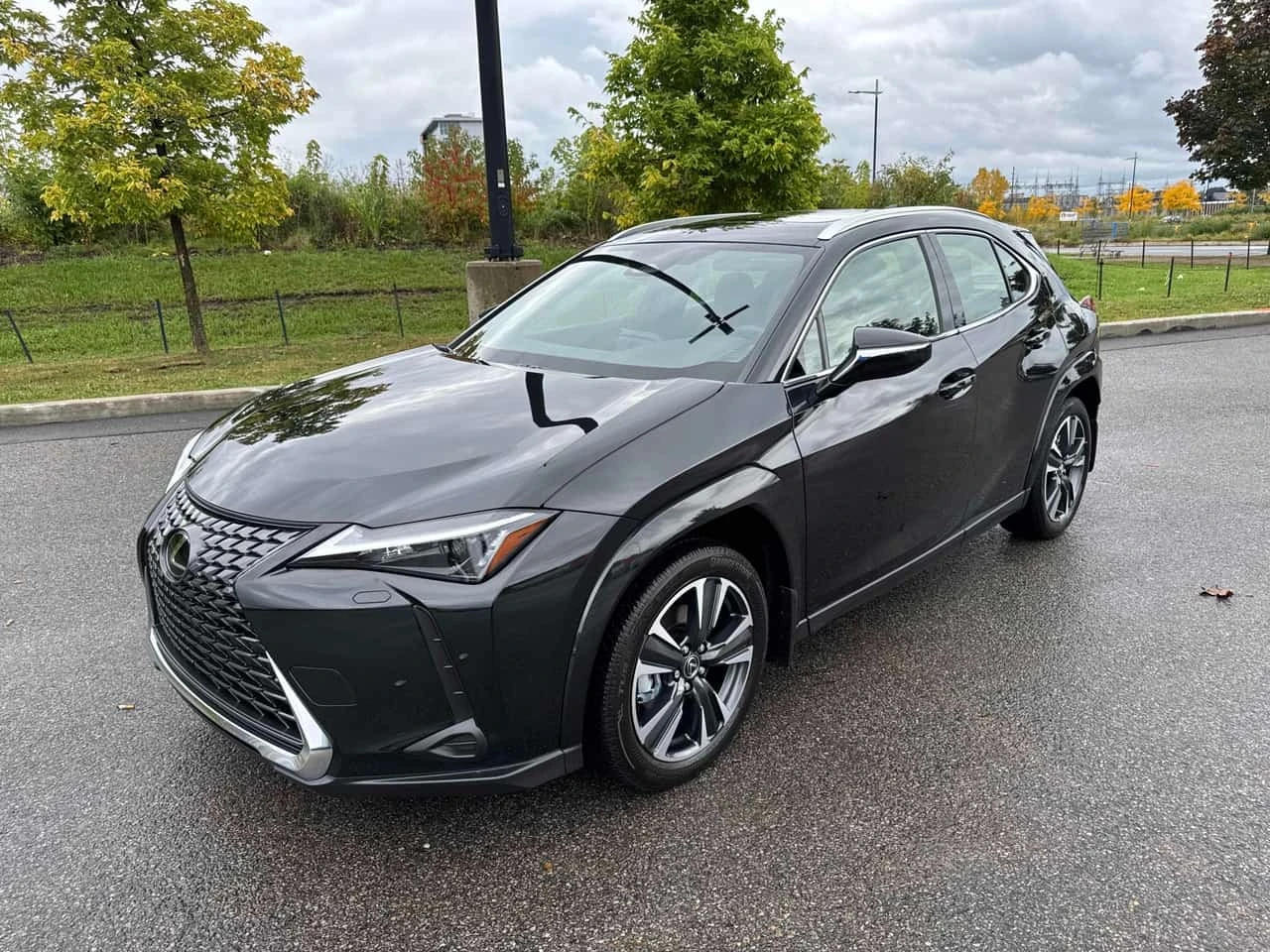 Lexus UX * 300h * CARFAX * ����� �� ����������� | Mobile.bg � ����������� 1