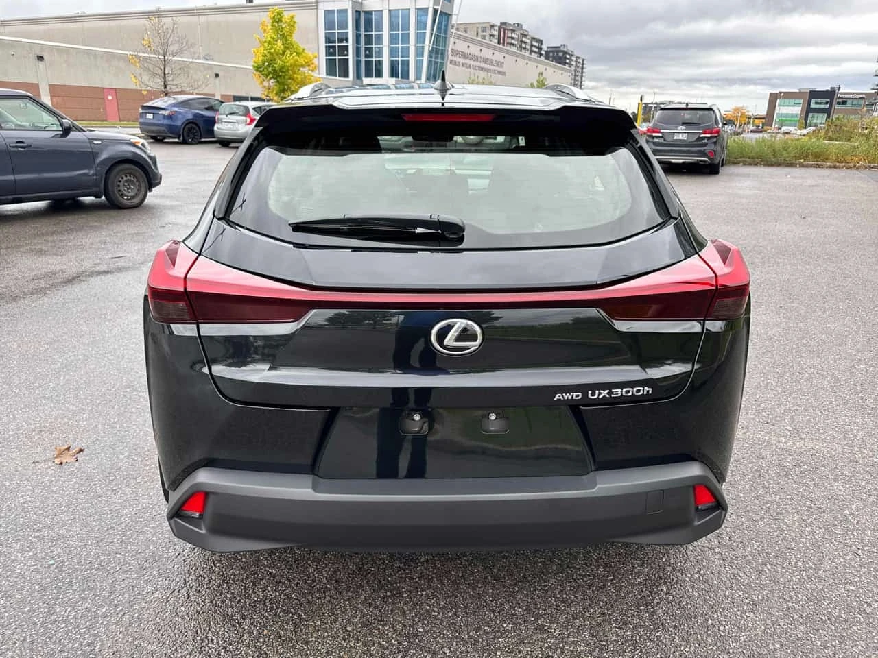 Lexus UX * 300h * CARFAX * ����� �� ����������� | Mobile.bg � ����������� 4
