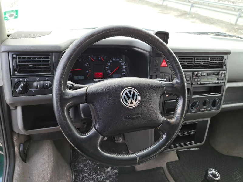 VW Multivan 2.5TDI/WESTFALIA/КЛИМА/CRUIZE, снимка 9 - Бусове и автобуси - 48863026