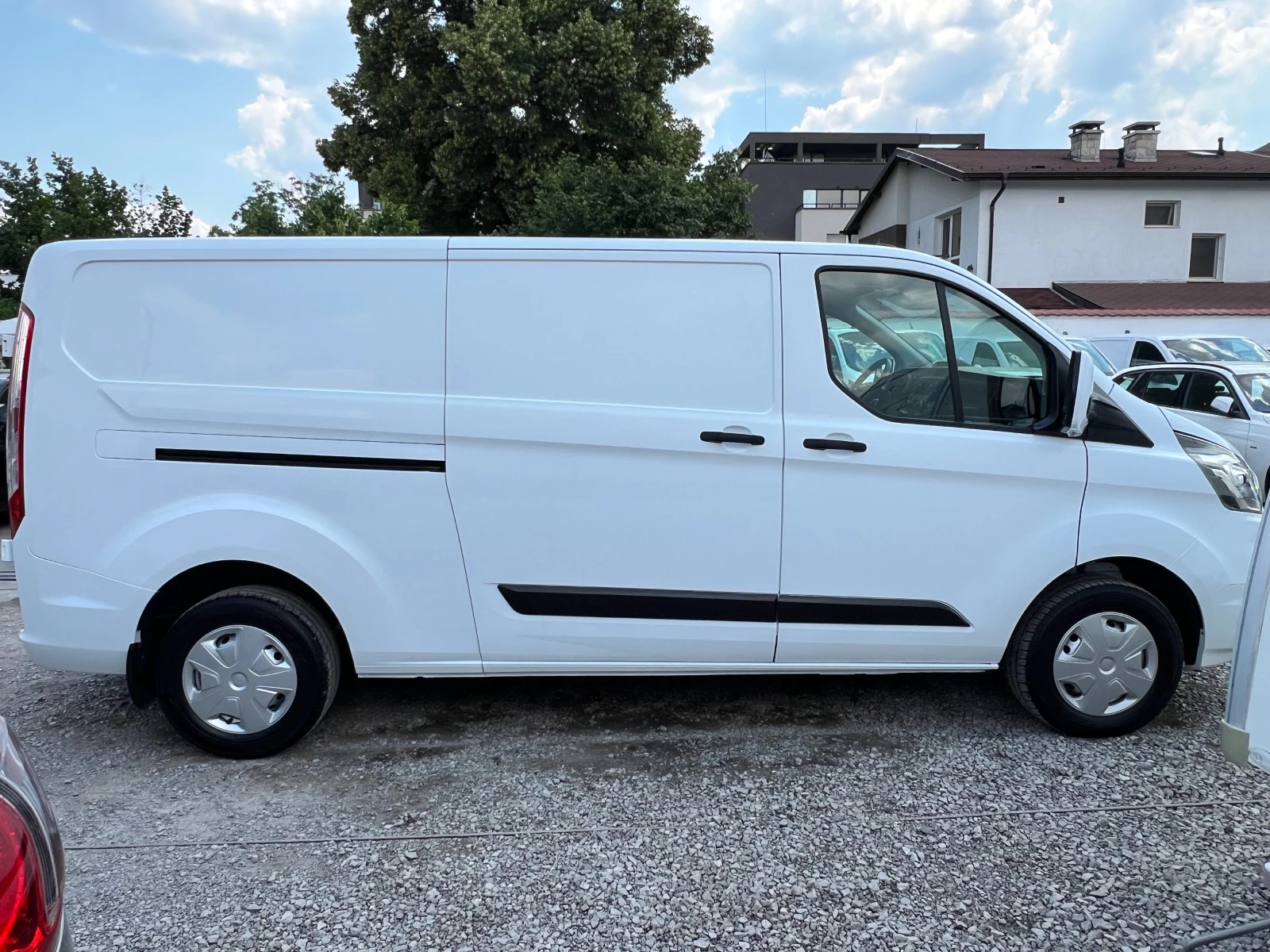 Ford Transit Custom 2.0TDCi ДЪЛГА БАЗА/3-МЕСТЕН/EURO 6/Серв. история/ - изображение 5