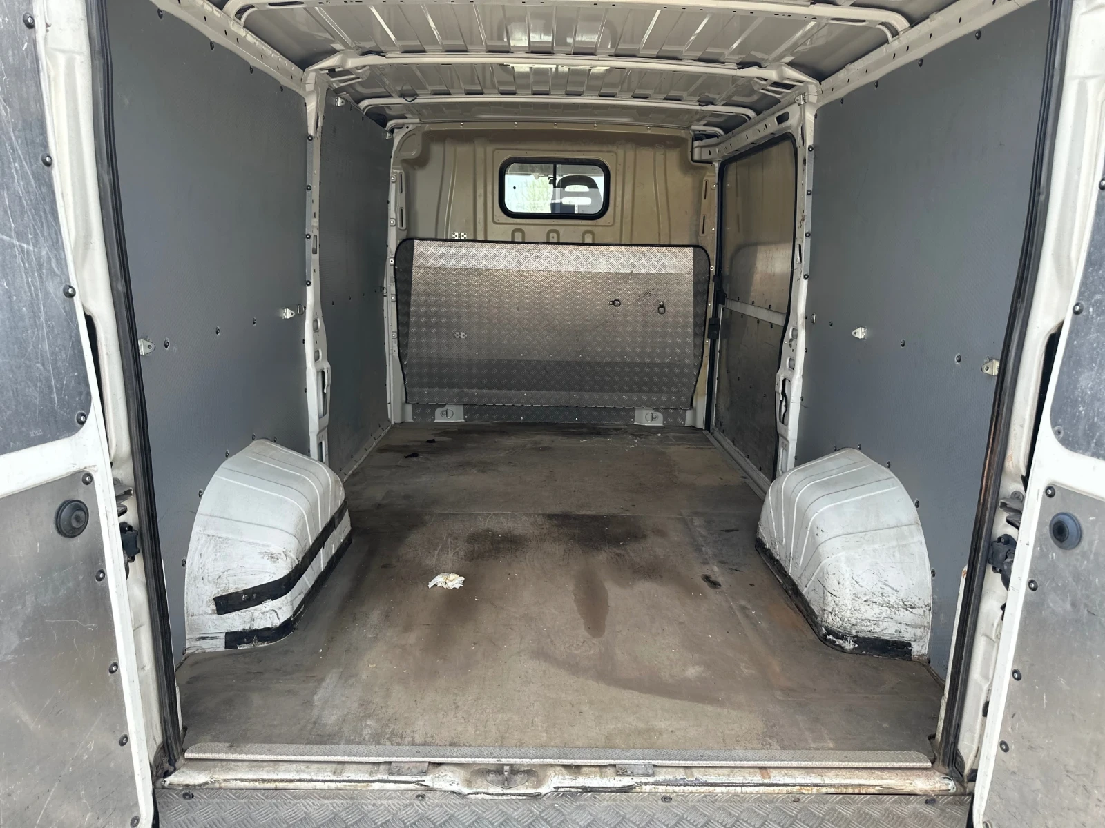 Peugeot Boxer 2.2HDI~КЛИМАТИК~, снимка 16 - Бусове и автобуси - 54214508