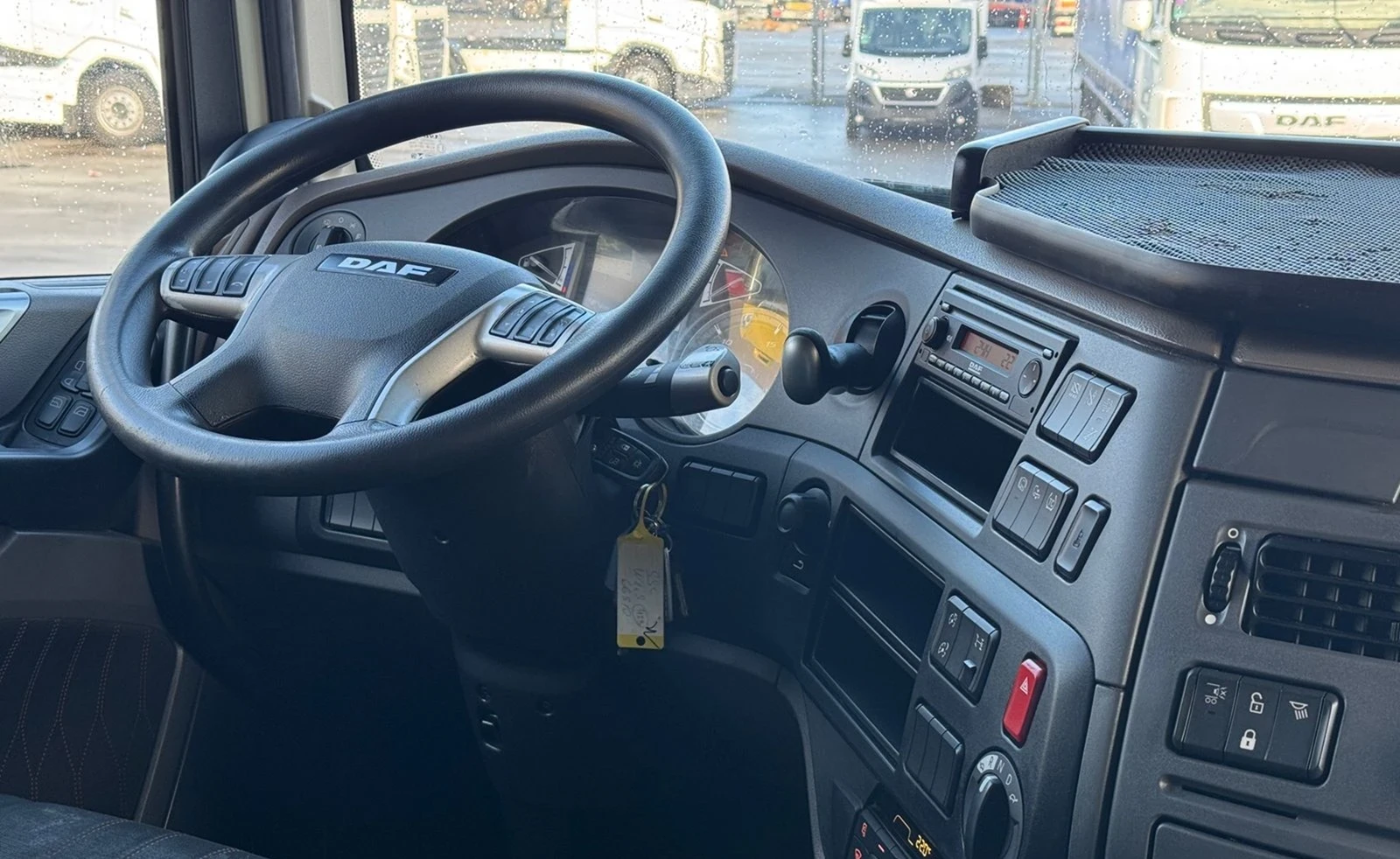 Daf Xf-480, снимка 9 - Камиони - 54216786