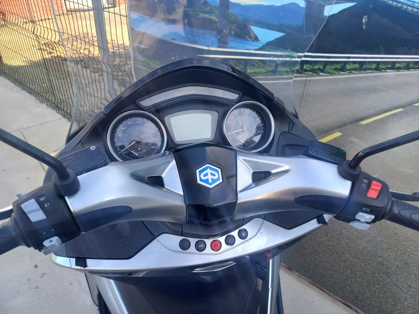 Piaggio X10 300 ABS  - изображение 8