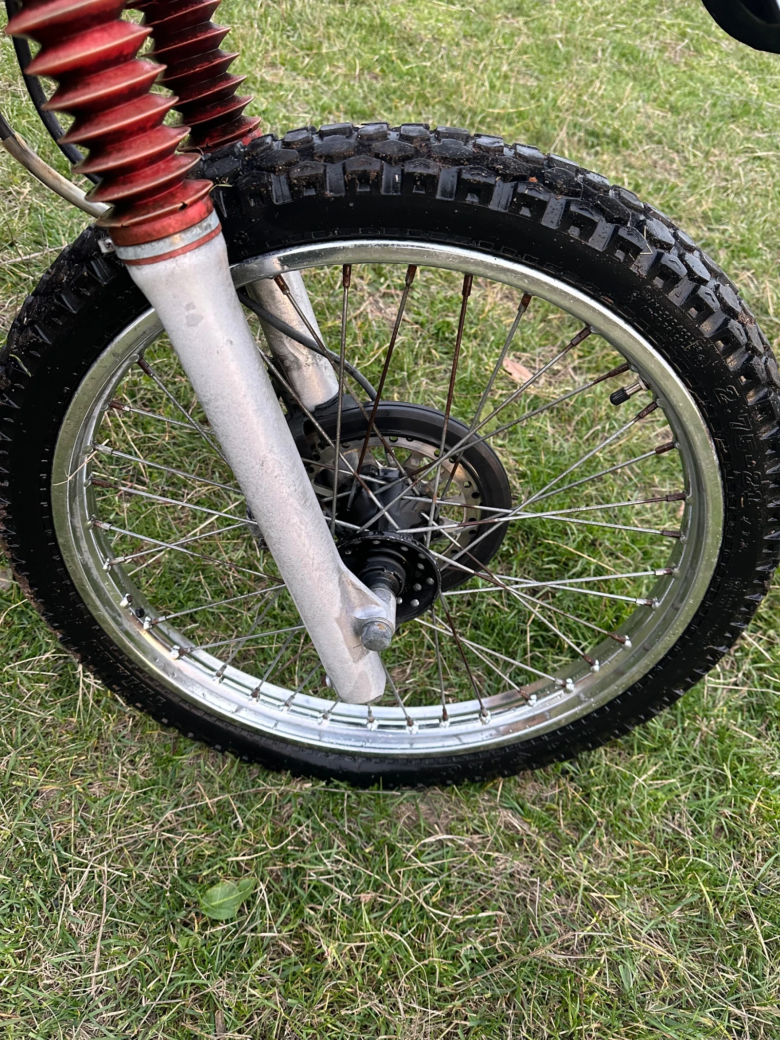 Yamaha Dt 125 НОВ ВНОС ШВЕЙЦАРИЯ - изображение 4