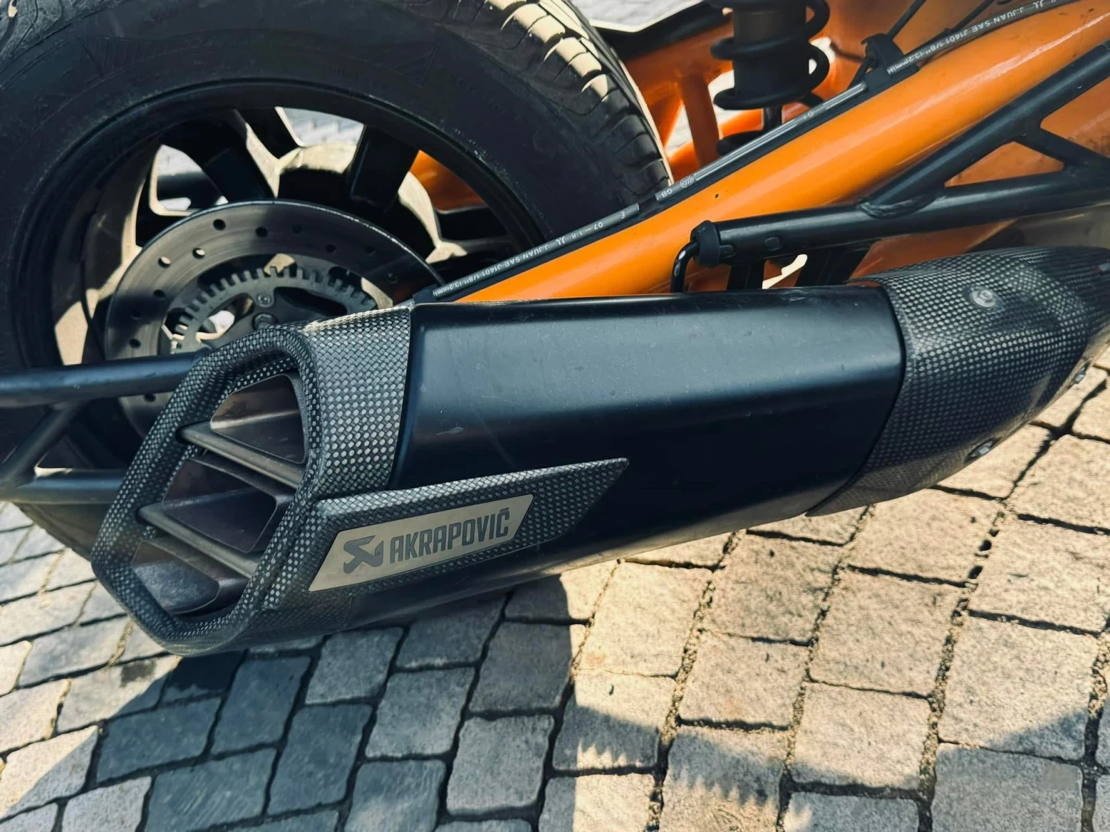Can-Am Spyder F3S Special Akrapovic  - изображение 6