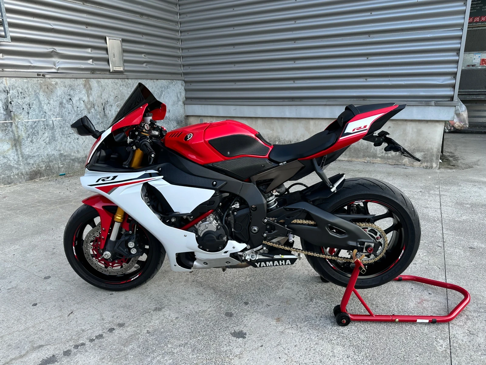 Yamaha YZF-R1 AUSTIN-RACING/20.323km/РЕГИСТРИРАН/ОБСЛУЖЕН!, снимка 5 - Мотоциклети и мототехника - 55078808