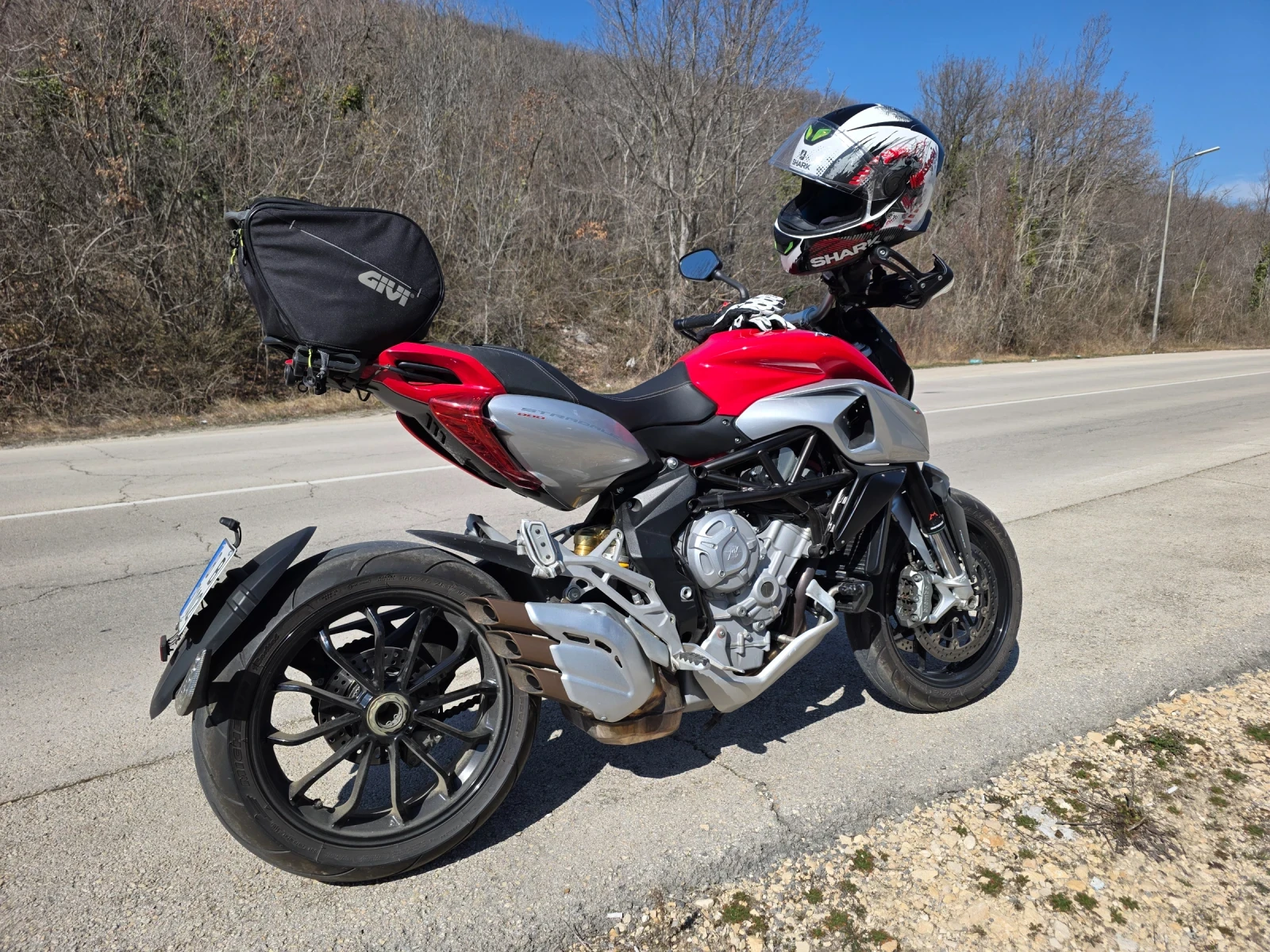 MV Agusta 800 Stradale , снимка 2 - Мотоциклети и мототехника - 55741510