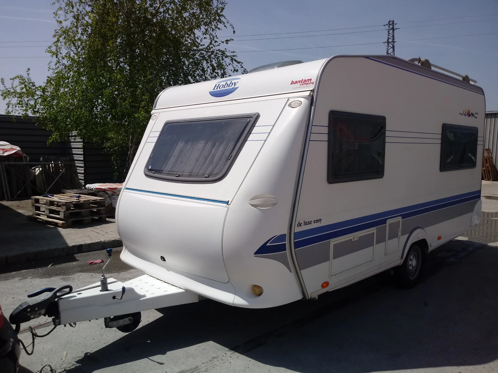 Каравана Hobby de lux easy 440 - изображение 2