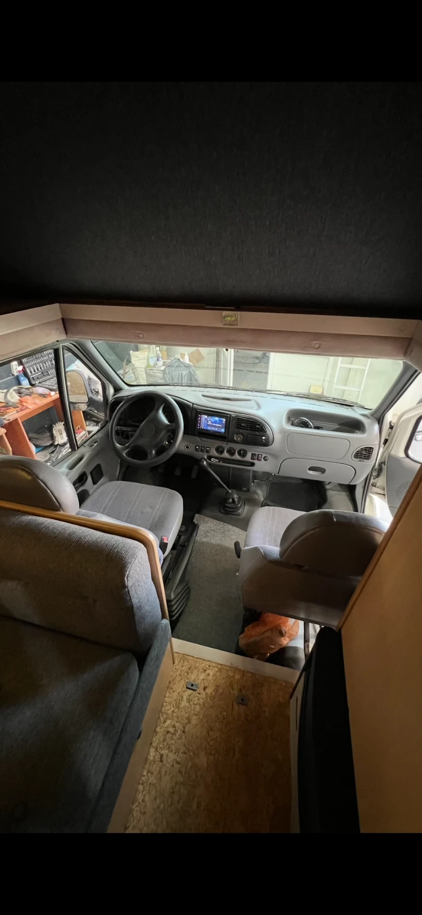 Кемпер Ford Transit 2.5 турбо, снимка 9 - Каравани и кемпери - 54184105