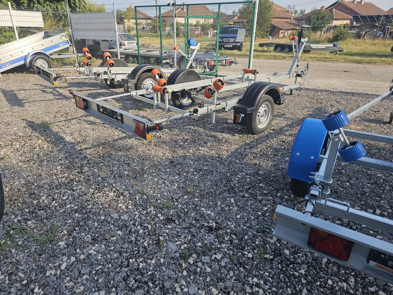 За автомобил THOMAS Колесар за лодка THOMAS BT-500L с ресьори и аморти, снимка 8 - Ремаркета - 55779132