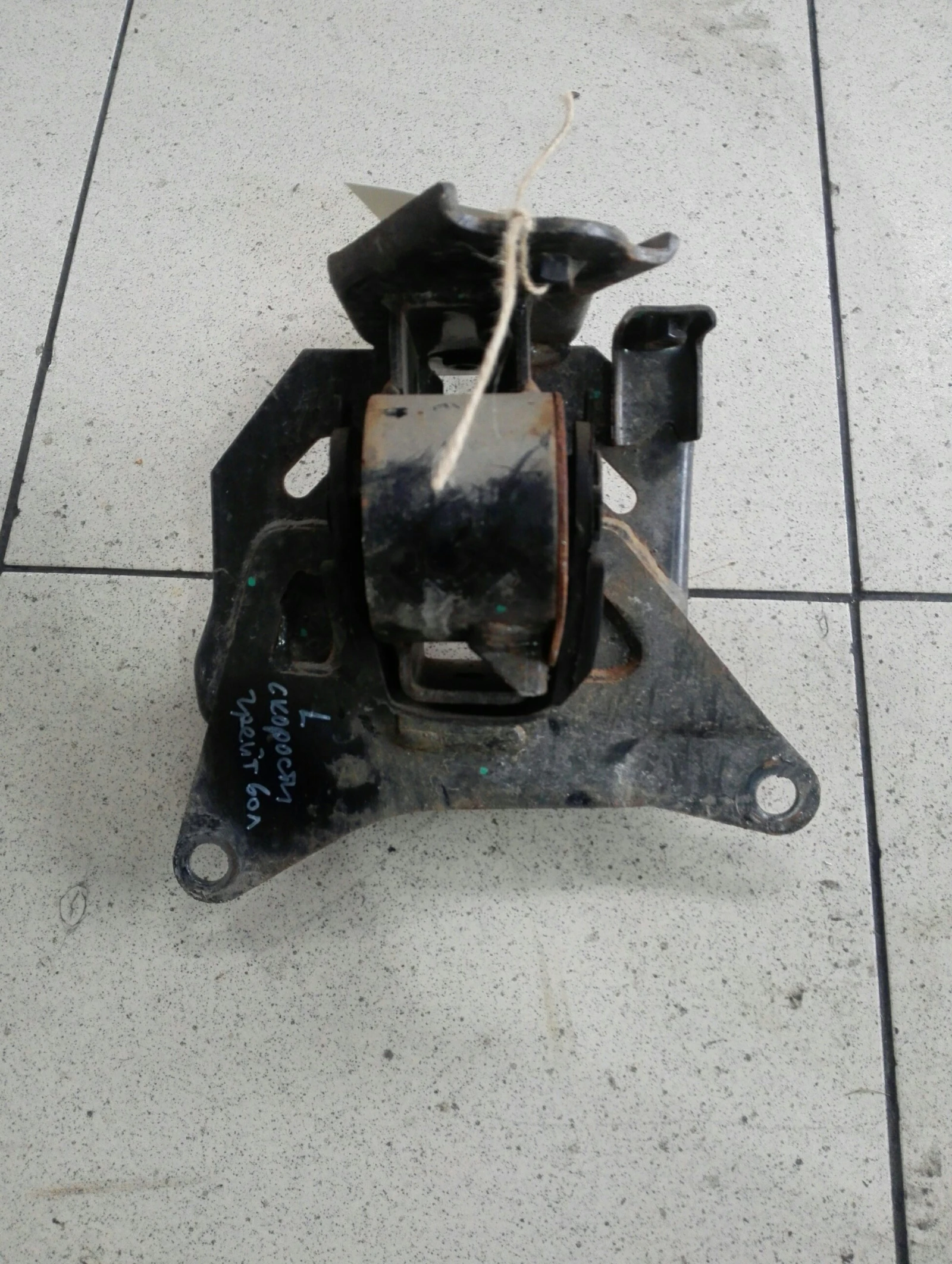 ������ �������� ����� ��� ������ �30 1.5vvti | Mobile.bg � ����������� 1