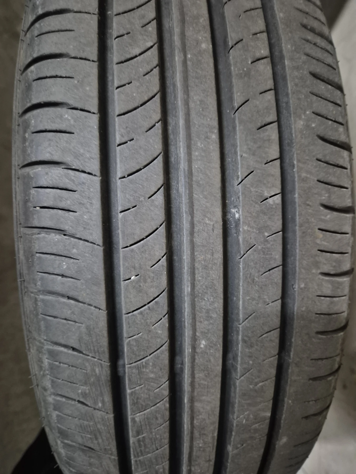 Гуми Летни 215/60R17