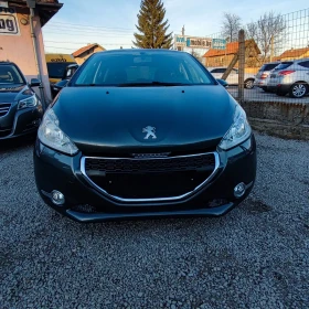 Peugeot 208 1.2i* NAVI* 82кс* EURO 5b* 126хкм* , снимка 2