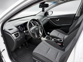Hyundai I30 i30 1.6 DOHC 16V 120 к.с.   Панорама   1 собствени, снимка 9