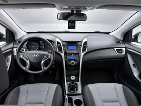Hyundai I30 i30 1.6 DOHC 16V 120 к.с.   Панорама   1 собствени, снимка 11