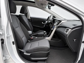 Hyundai I30 i30 1.6 DOHC 16V 120 к.с.   Панорама   1 собствени, снимка 16