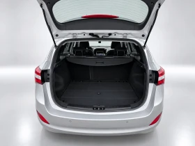 Hyundai I30 i30 1.6 DOHC 16V 120 к.с.   Панорама   1 собствени, снимка 14