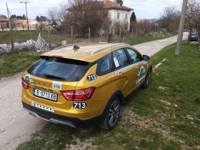 Lada Vesta - 13100 € / 25621.37 лв. - 13381056 5