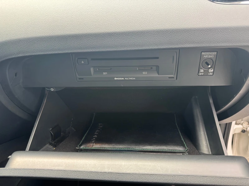 Skoda Octavia 2.0 TSI.VRS.Автоматик.Нов внос Швейцария!Distronik, снимка 12 - Автомобили и джипове - 50713210