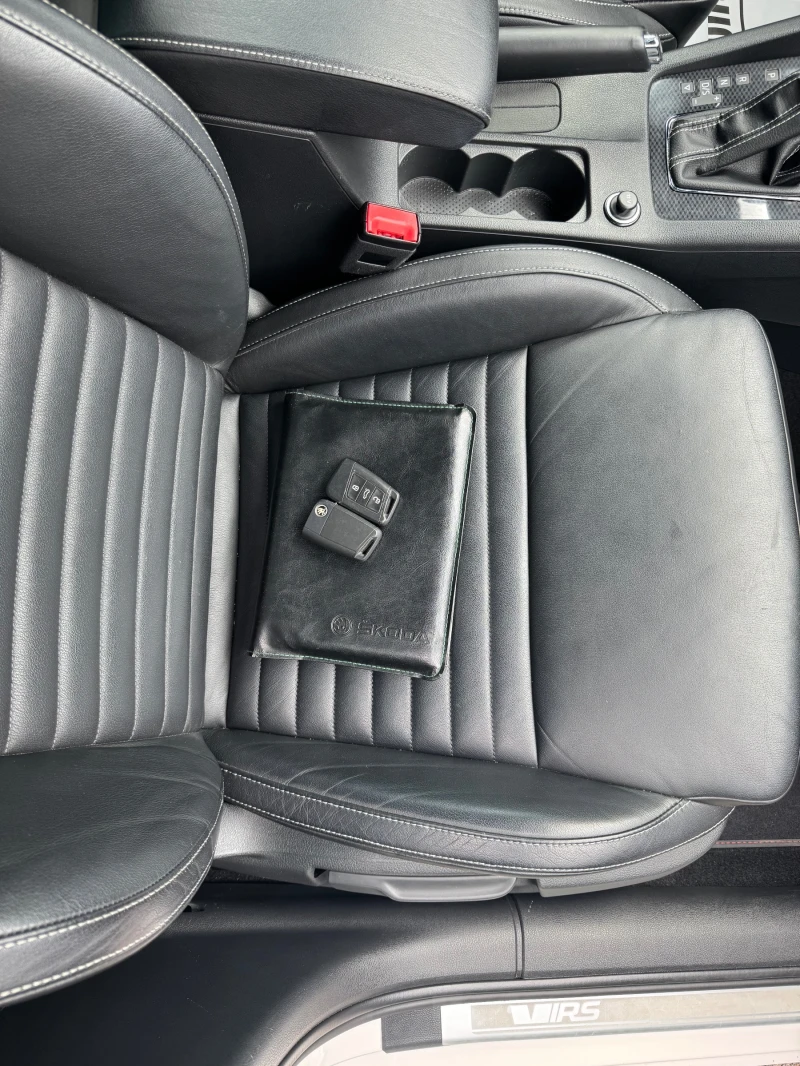 Skoda Octavia 2.0 TSI.VRS.Автоматик.Нов внос Швейцария!Distronik, снимка 13 - Автомобили и джипове - 50713210