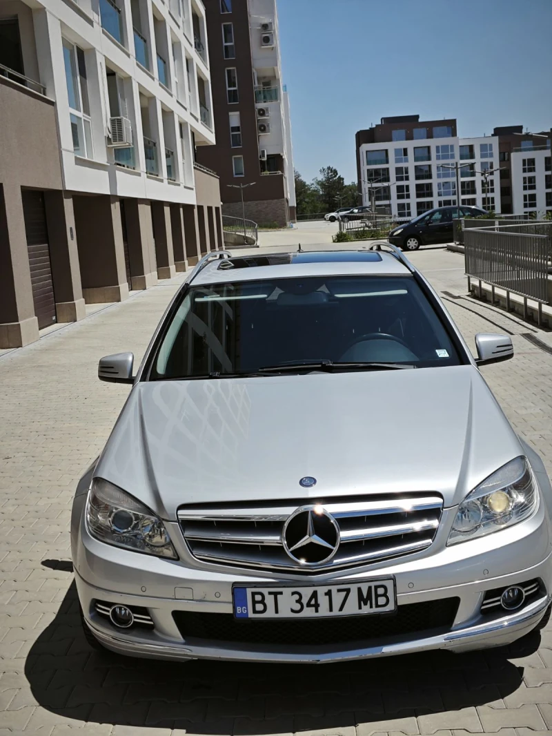 Mercedes-Benz C 180 C180 CGI, снимка 4 - Автомобили и джипове - 52800523