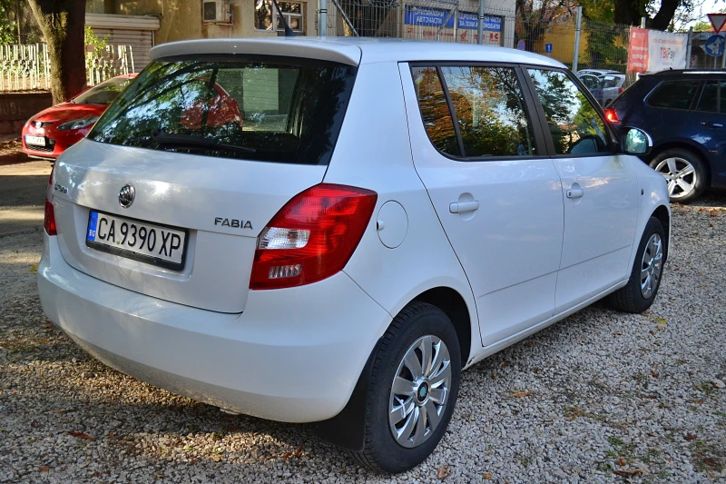 Skoda Fabia 1.6 TDI, снимка 6 - Автомобили и джипове - 51657168