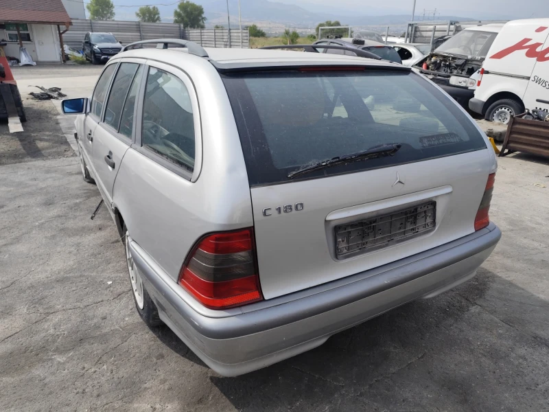 Mercedes-Benz C 180 W202, снимка 4 - Автомобили и джипове - 51677715