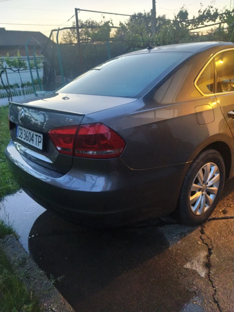 VW Passat 1.8Tsi, снимка 13 - Автомобили и джипове - 52467321