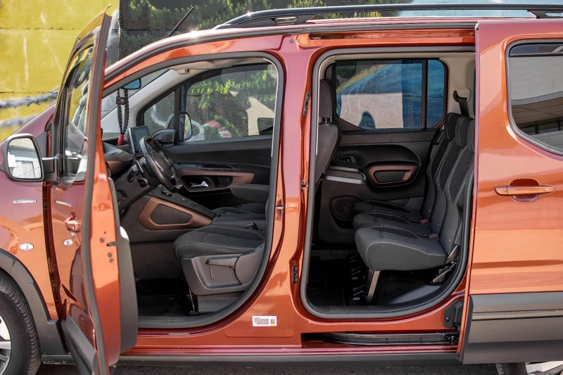 Peugeot Rifter GT Line, снимка 6 - Автомобили и джипове - 52444751