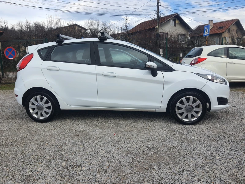 Ford Fiesta 1.2i, снимка 8 - Автомобили и джипове - 52545629