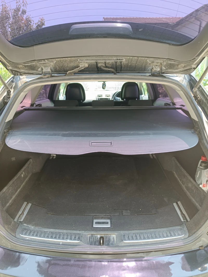 Toyota Avensis, снимка 12 - Автомобили и джипове - 53182034