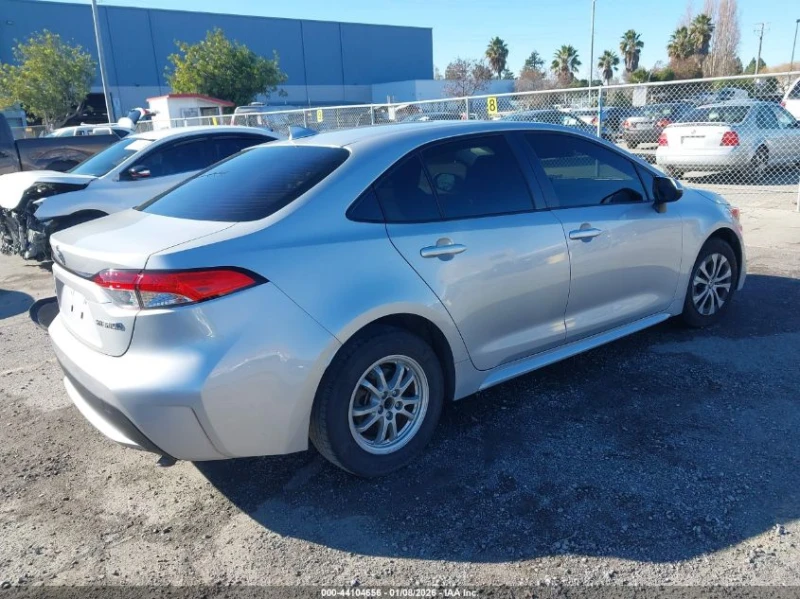 Toyota Corolla 1.8l Hybrid Le, снимка 4 - Автомобили и джипове - 53335492