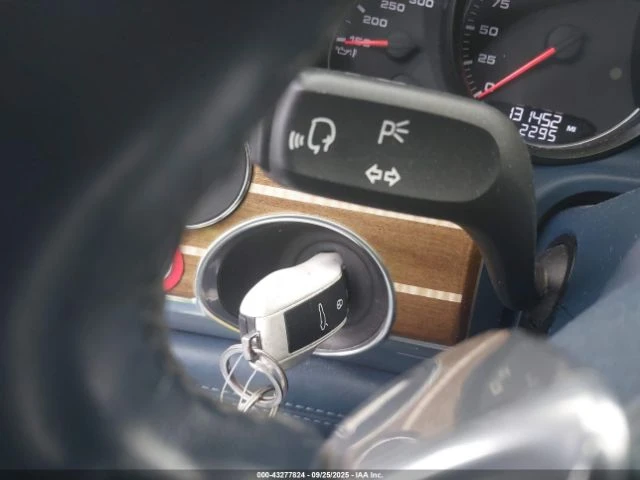 Porsche Panamera 4S 2012 - изображение 10