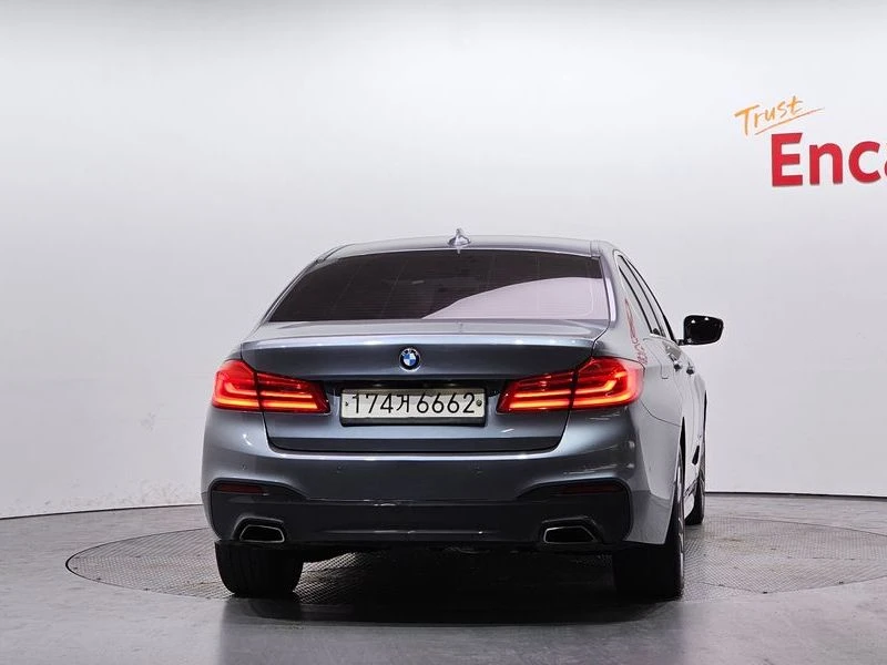 BMW 520 520d M Sport Special Edition| 190к.с.| ВКЛ.ТЕХНОТЕ, снимка 4 - Автомобили и джипове - 55221474