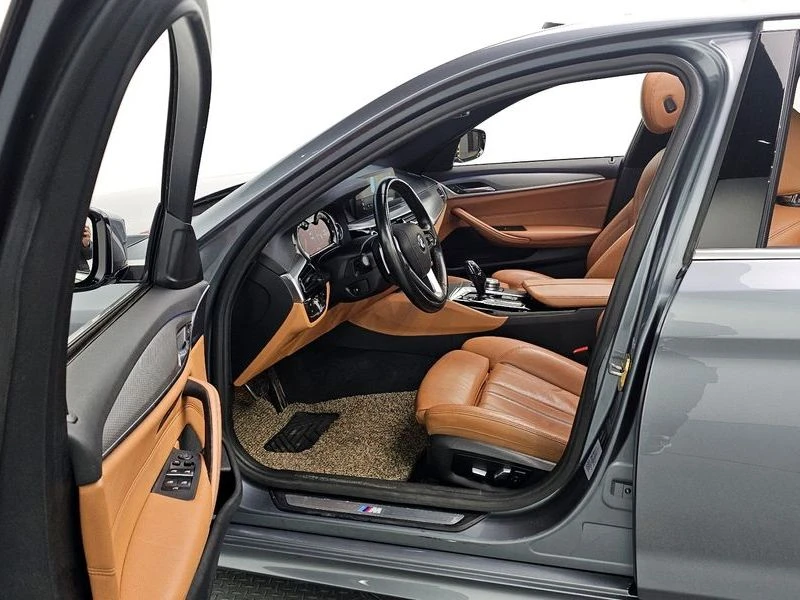 BMW 520 520d M Sport Special Edition| 190к.с.| ВКЛ.ТЕХНОТЕ, снимка 10 - Автомобили и джипове - 55221474