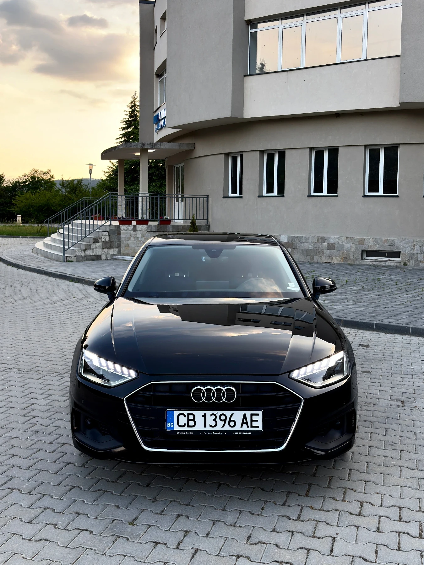 Audi A4   Full екстри ТВ Автономно шофиране  Дигитал, снимка 1