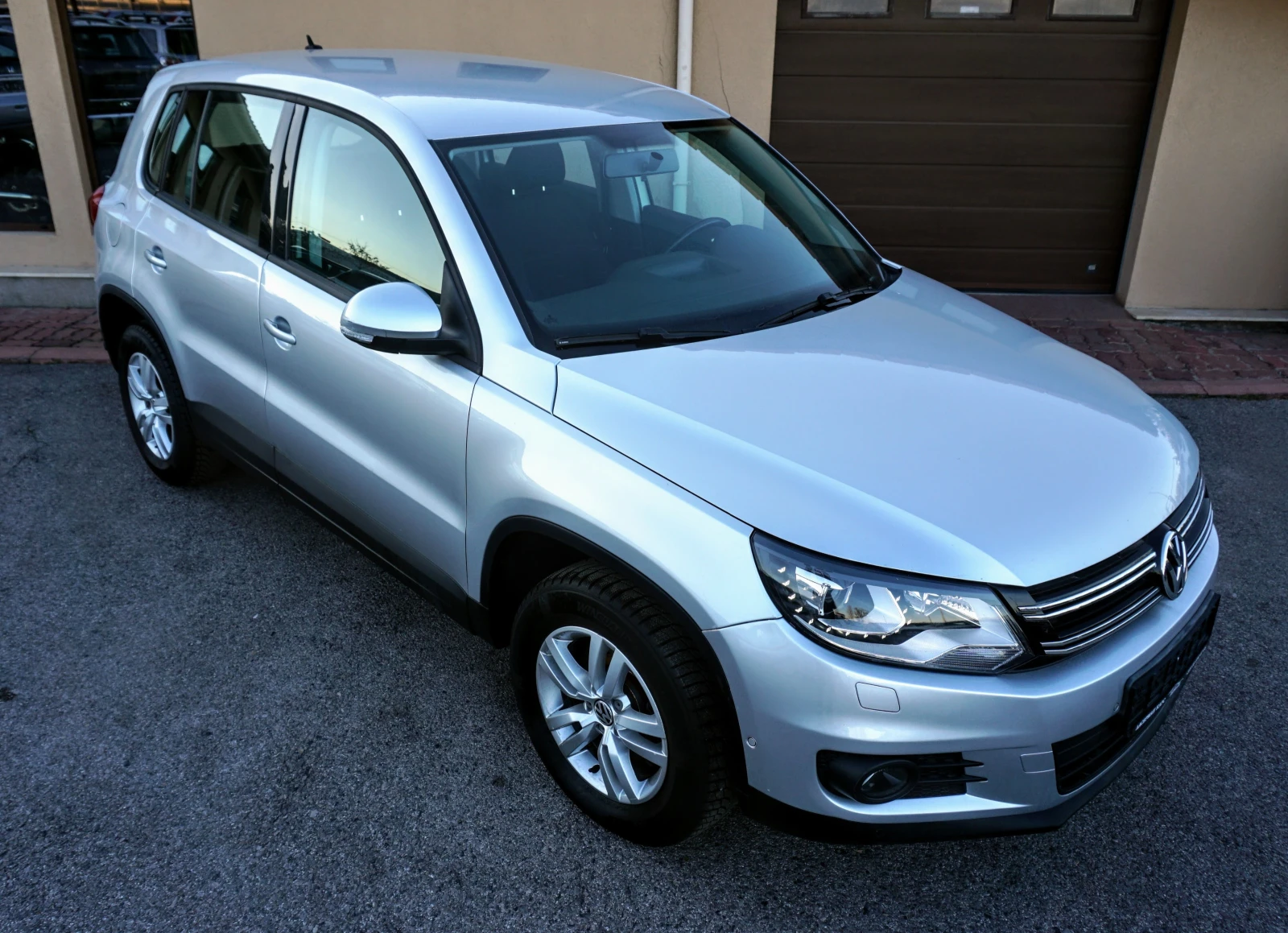 VW Tiguan 2.0 TSI SPORT&STYLE 4 MOTION - изображение 2