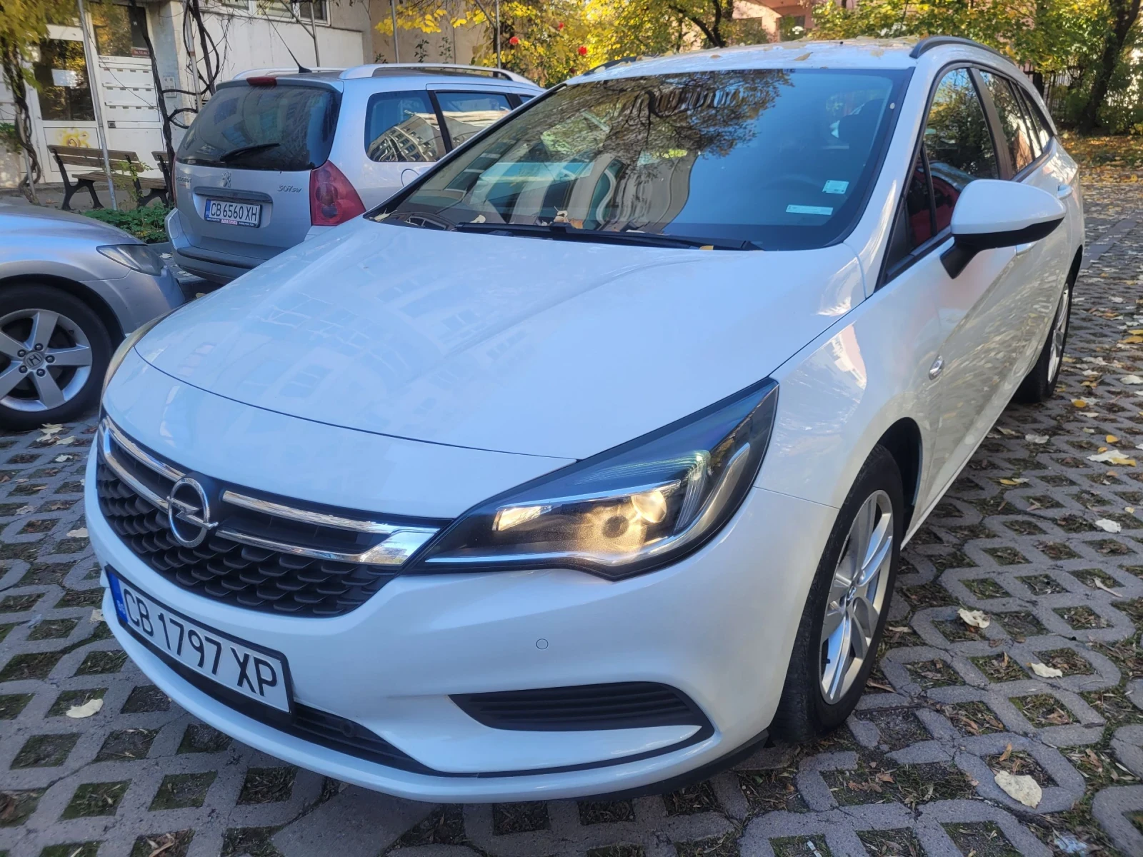 Opel Astra 1.6 CDTI - изображение 3