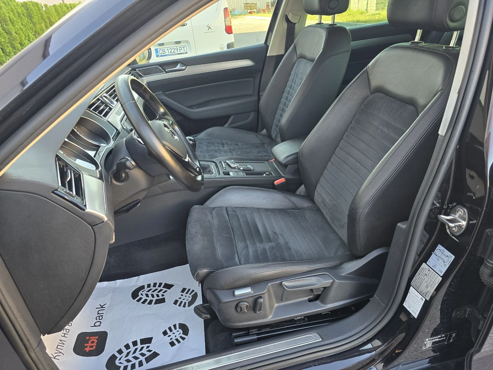 VW Passat 2.0tdi 190k.c* ACC* Led* Камера* Кожа* ЛИЗИНГ - изображение 9