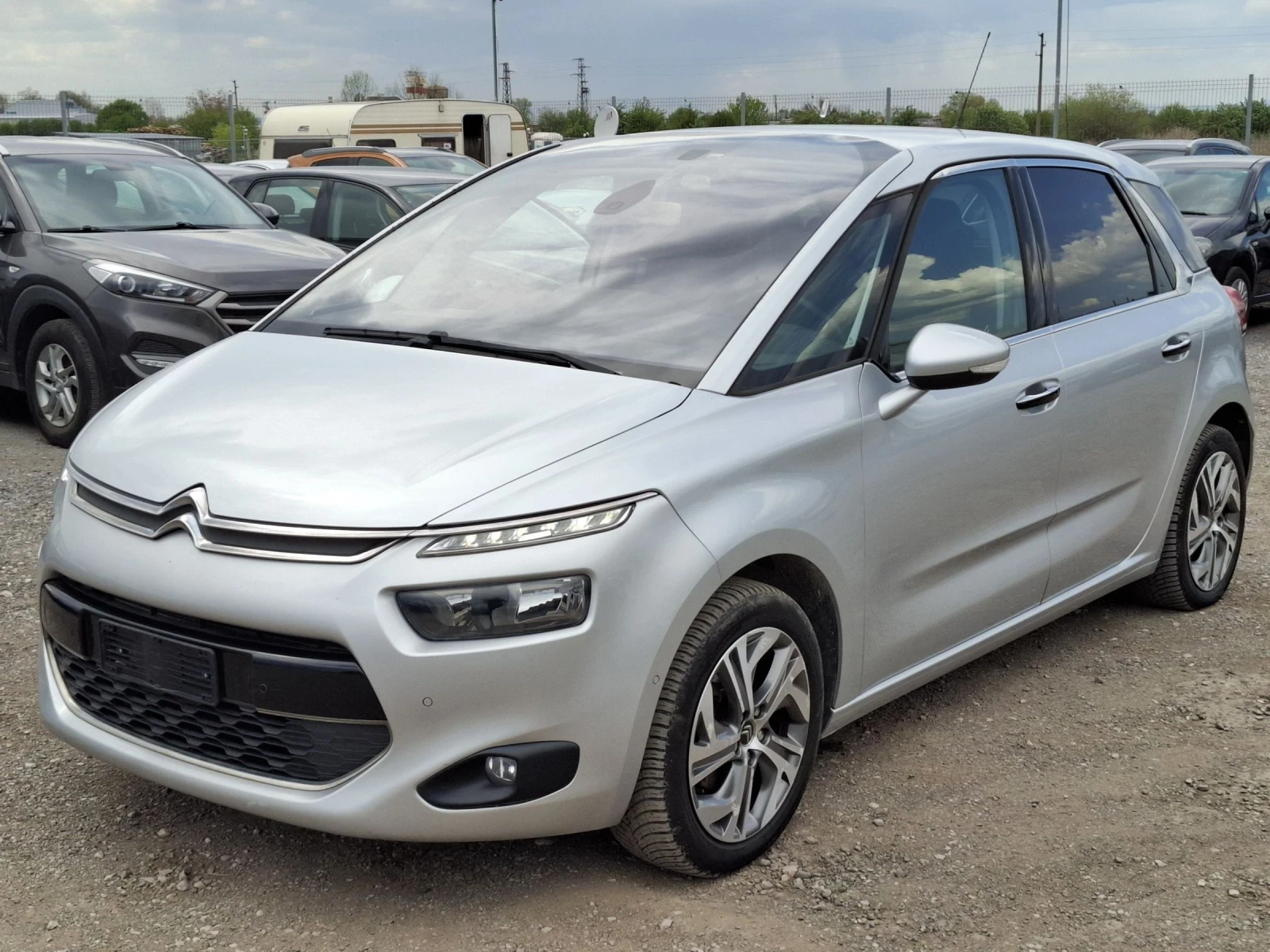 Citroen C4 Picasso 1.6HDI/Нвигация/Камера - изображение 3