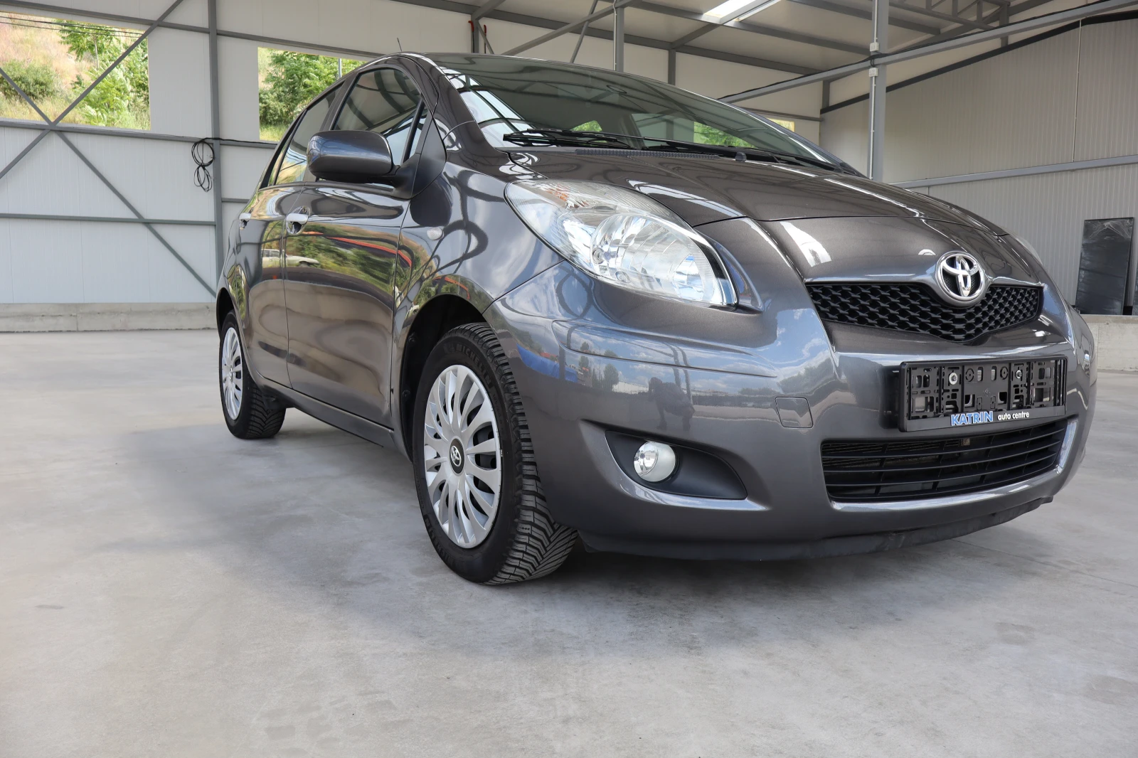 Toyota Yaris 1.4D4D - изображение 3