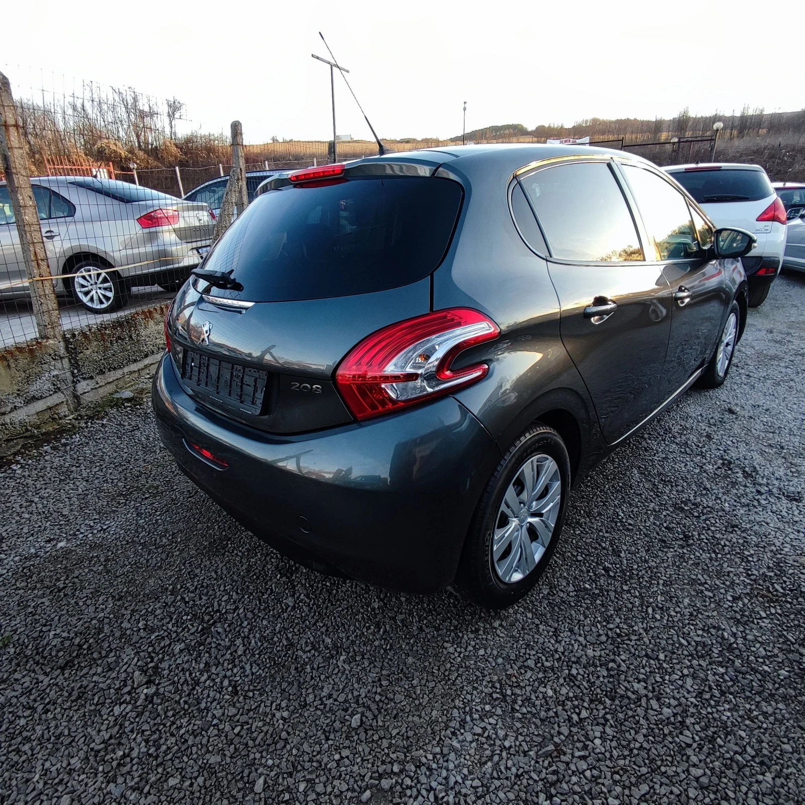 Peugeot 208 1.2i* NAVI* 82* EURO 5b*  | Mobile.bg   6