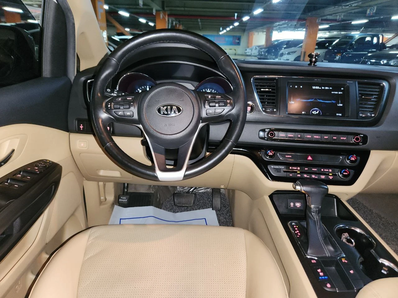 Kia Carnival | Mobile.bg � ����������� 11