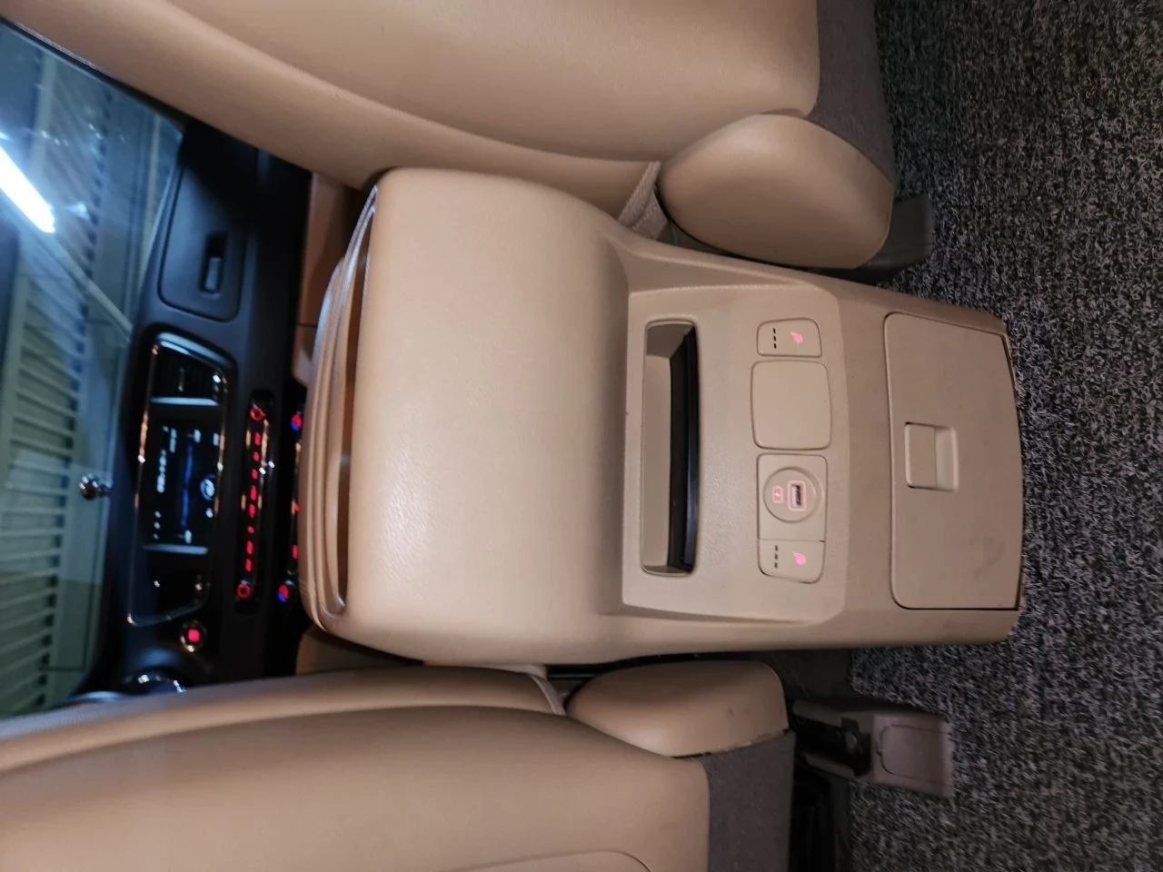 Kia Carnival  - изображение 7