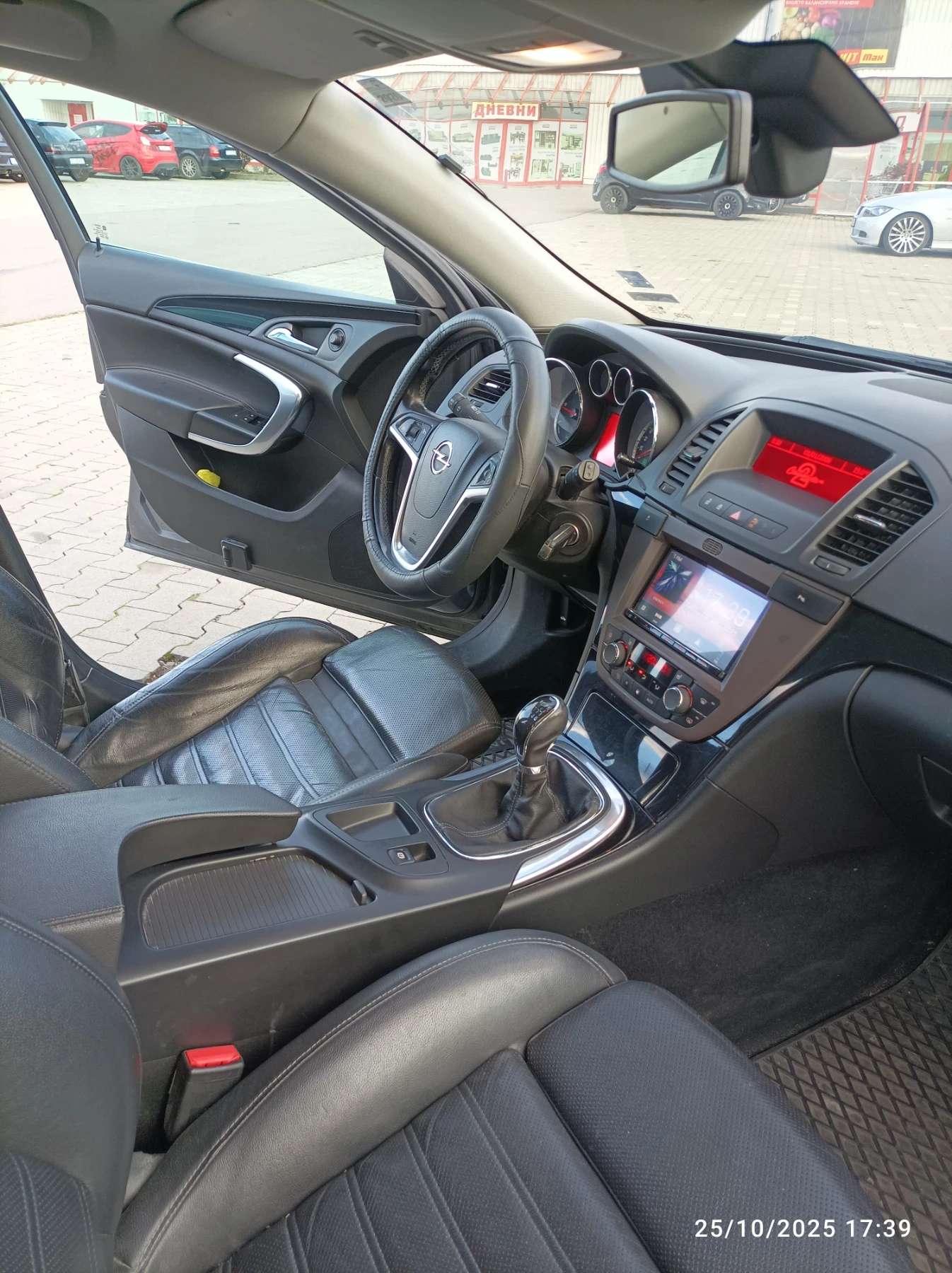 Opel Insignia 2.0 дизел ECO FLEX - изображение 4