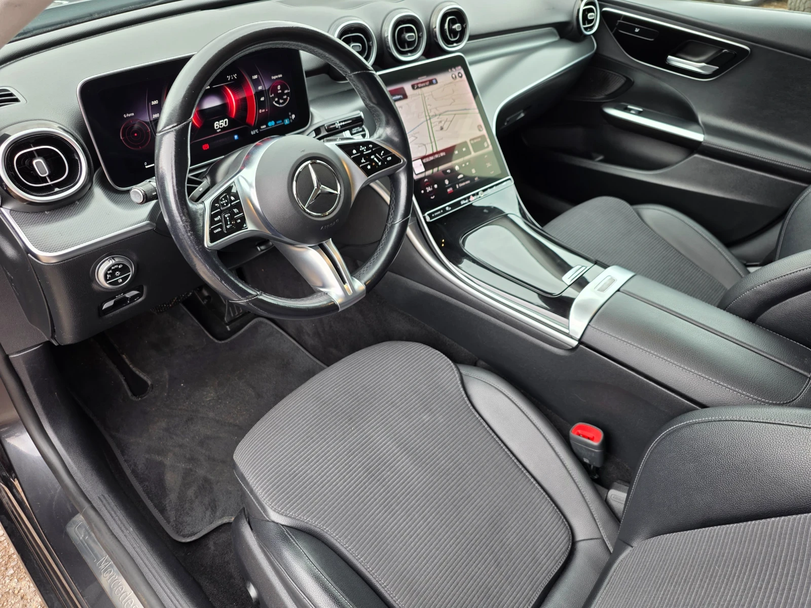 Mercedes-Benz C 200 АМБИЕНТ ПОДГРЕВ ЛЕНТИ ЗОНИ КОЖА, снимка 11 - Автомобили и джипове - 54025957